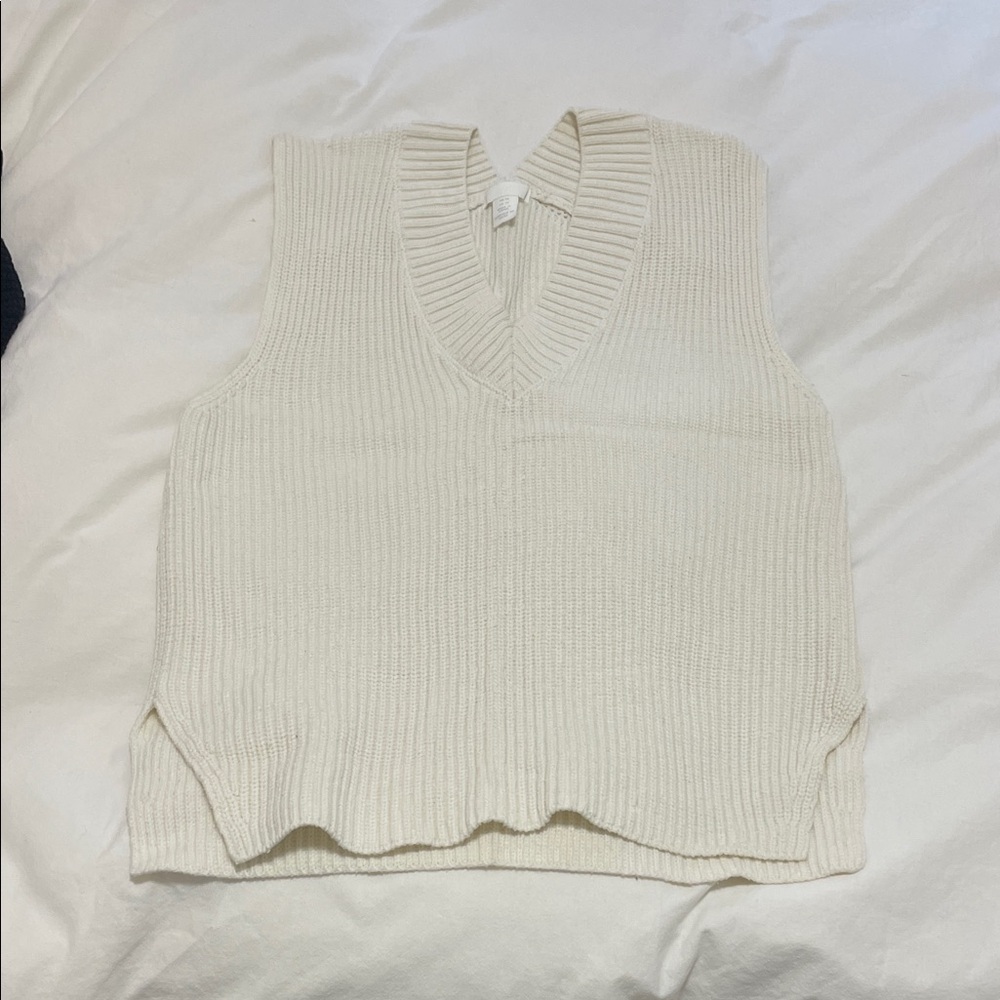 H&M V-Neck Cream Sweater Vest
